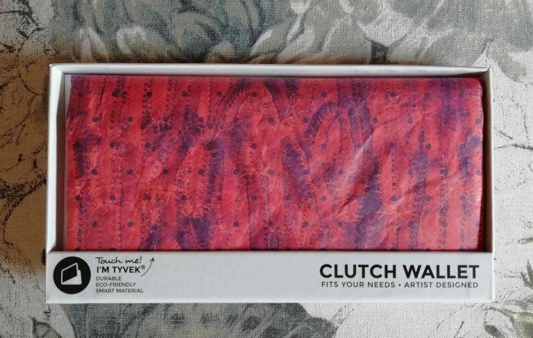 Heat Stroke Tyvek® Clutch Wallet W/RFID